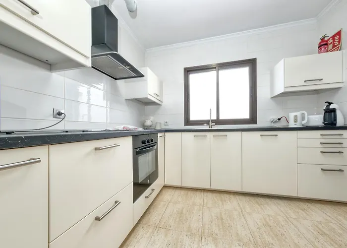 Villa Picasso - Private Pool, Bbq And Air-con By Lanzarote *