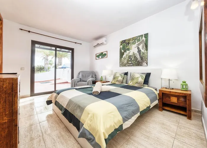 Villa Picasso - Private Pool, Bbq And Air-con By Lanzarote Playa Blanca (Lanzarote)