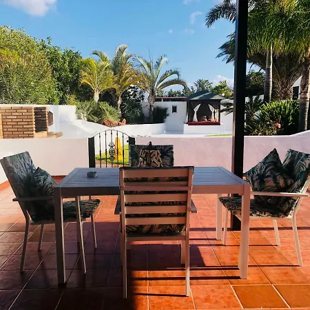 Picasso Private Pool * Playa Blanca (Lanzarote)